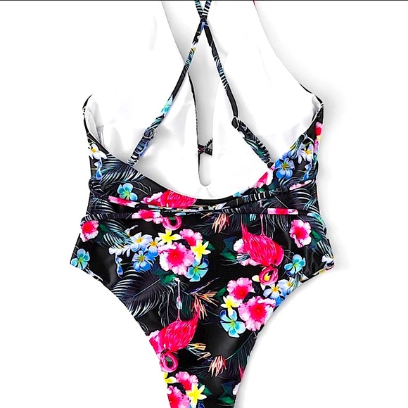 ๐๐๐ดTropical One Piece Bathing Suit - Picture 3 of 5